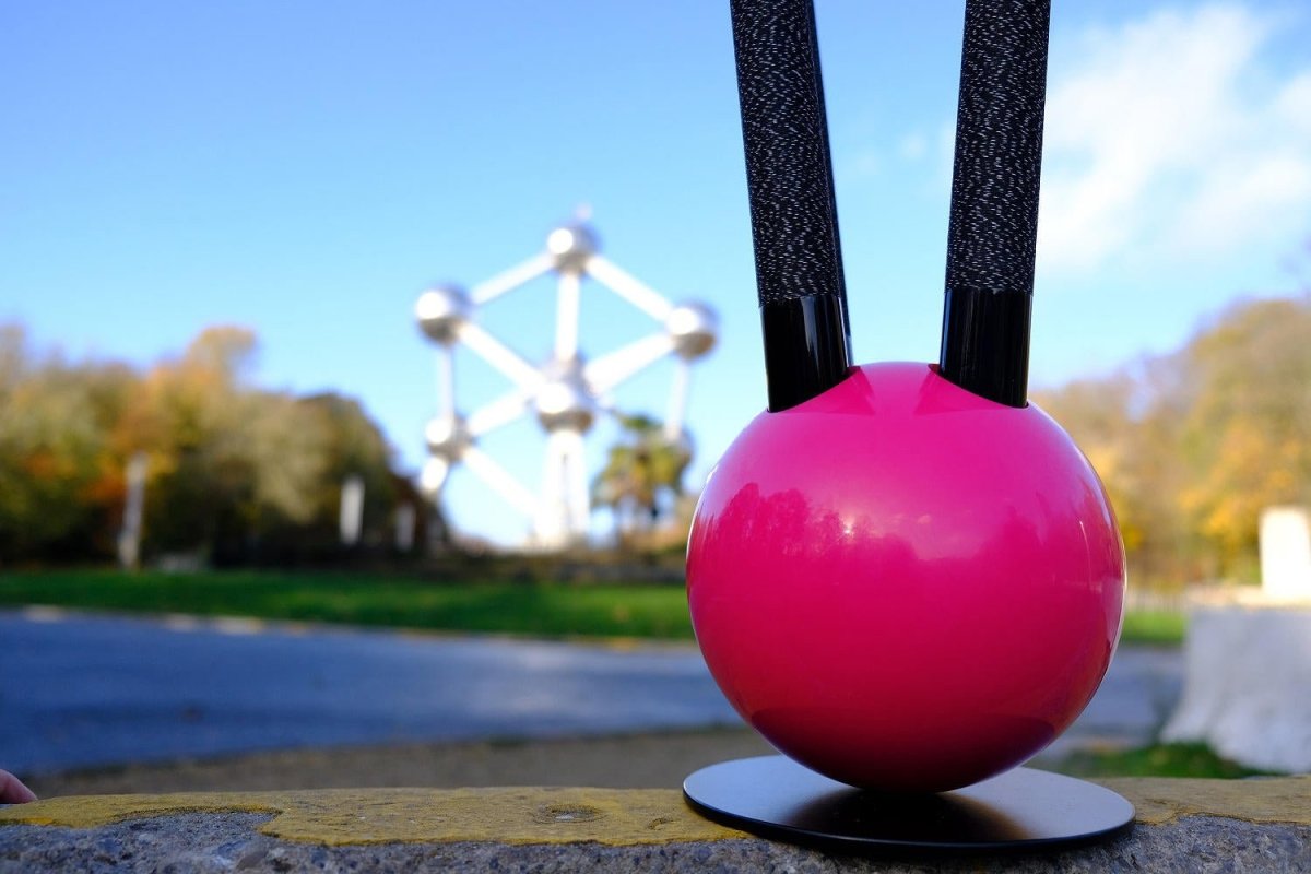 Aramith Cue Holder - Centric Billiard | Hong Kong's Premier Pool Table and Game Tables Retailer