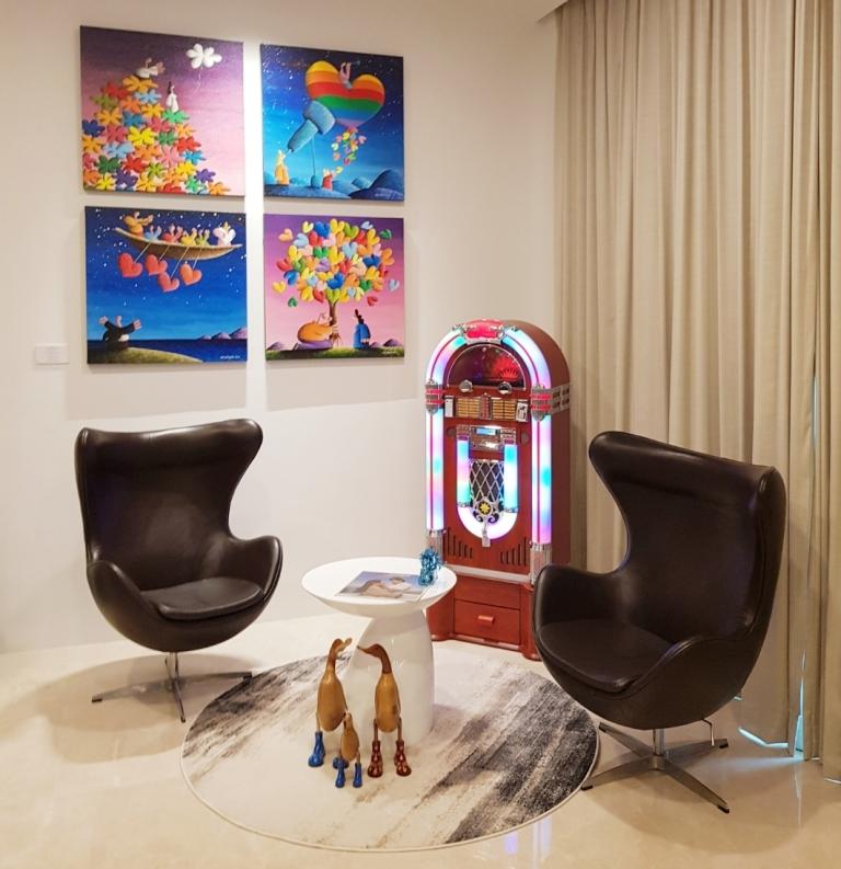 Prince Turn Table Jukebox - Centric Billiard | Hong Kong's Premier Pool Table and Game Tables Retailer